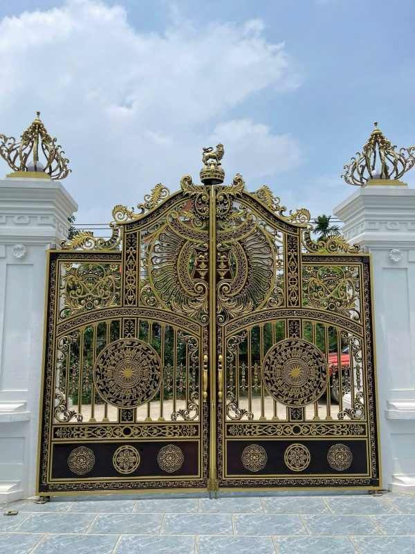 Cửa Thép Trường Tồn Cao Cấp Thương Hiệu Bình Huy BHCN-105